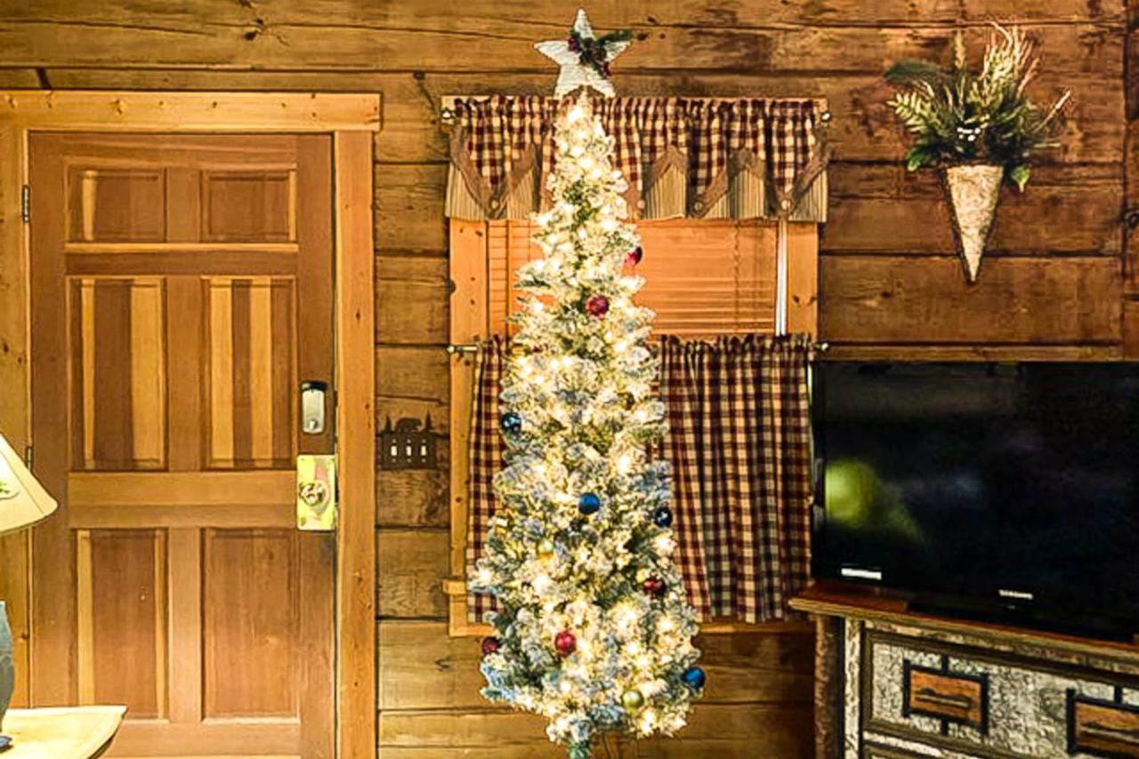 Вилла Pine Cone Ridge Севьервилл Экстерьер фото