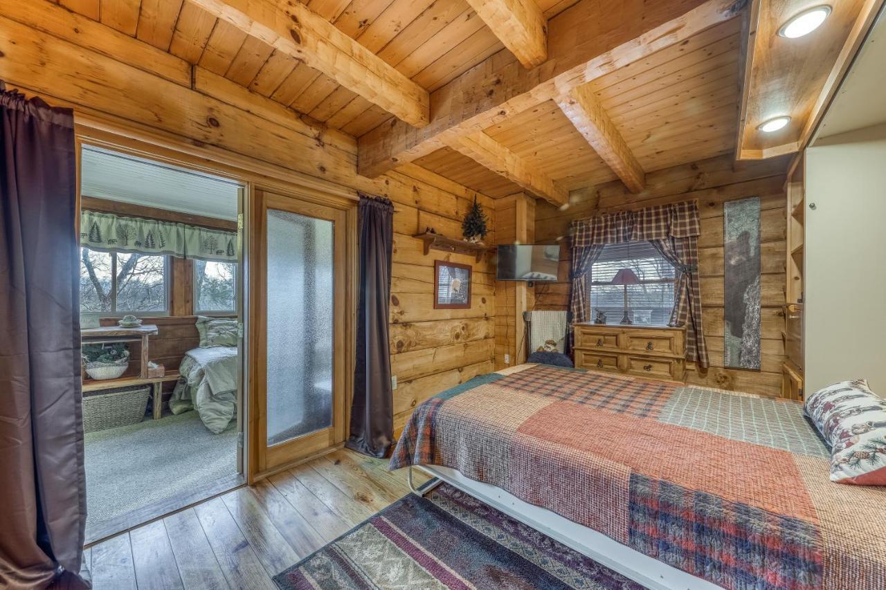Вилла Pine Cone Ridge Севьервилл Экстерьер фото