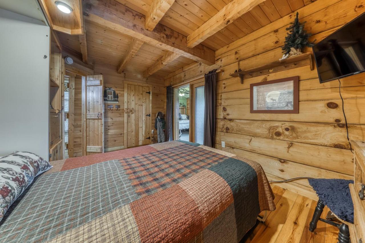 Вилла Pine Cone Ridge Севьервилл Экстерьер фото